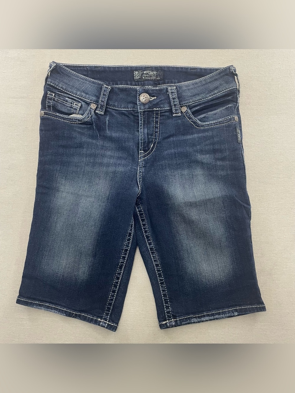 Silver Jeans Suki Mid Rise Bermuda Shorts Women's 32x10 Blue Dark Denim Stretch